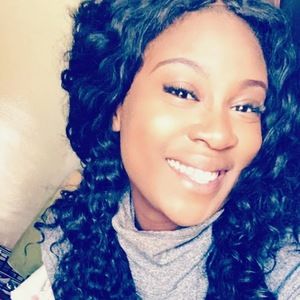 Meet your Posher, Christelle